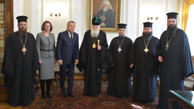 Украинский посол пригласил патриарха Неофита посетить Украину