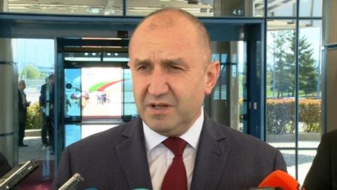 Радев за газа: Икономическата война ескалира