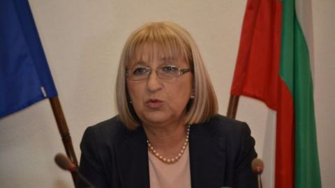 Цецка Цачева