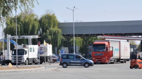 На болгаро-турецкой границе задержано 28 таможенных инспекторов