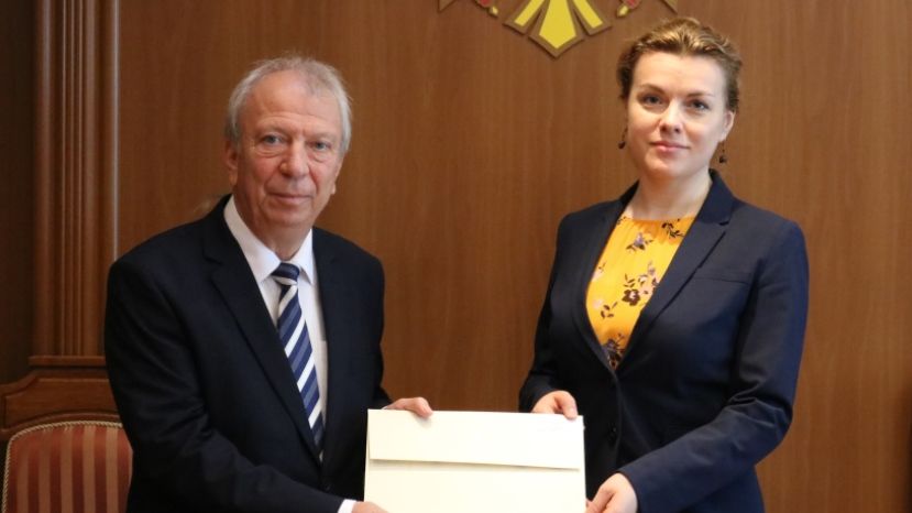 Новый посол Болгарии в Молдове вручил копии верительных грамот