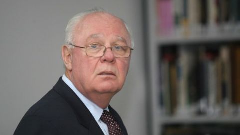 Экс-посол США призвал Европу поддержать протестующих в Болгарии
