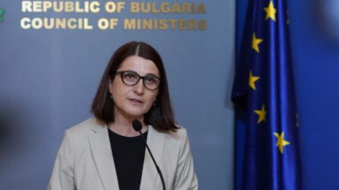 Мариана Тошева: 59 000 бежанци трябва да напуснат хотелите, имаме 33 000 места