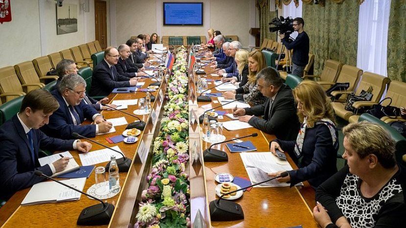 Российские парламентарии готовы развивать диалог с болгарскими коллегами