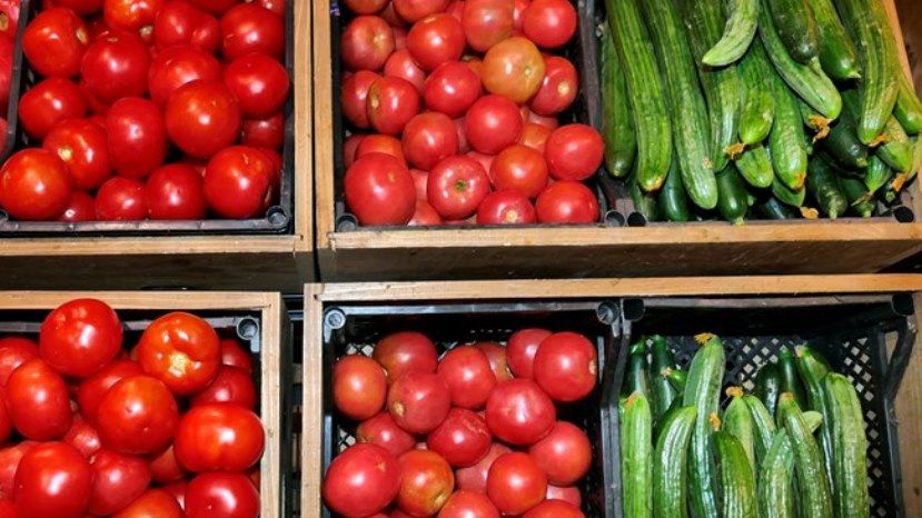 Проблемы на границах привели к росту цен на овощи и фрукты в Болгарии
