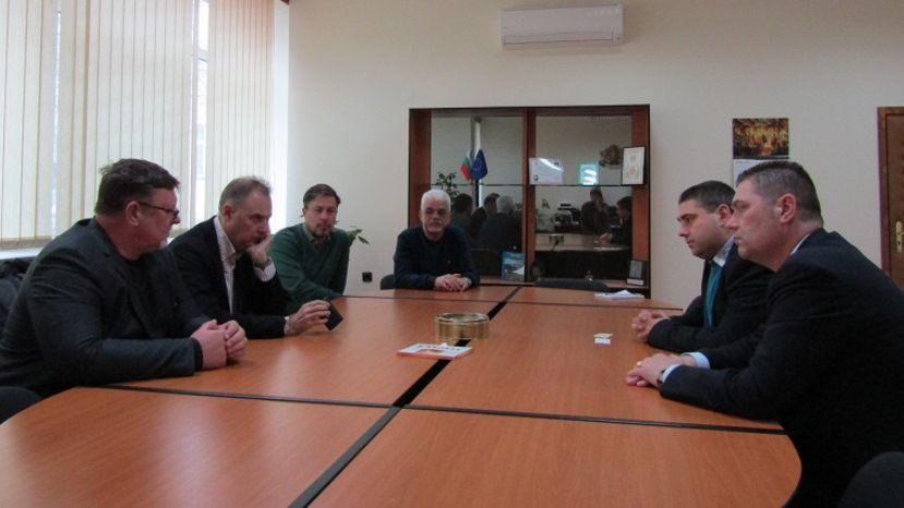 Областният управител проведе среща с руски инвеститор