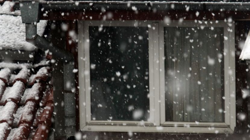 В Западной Болгарии идет снег