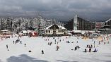 Чуждестранен турист е със забрана за напускане на страната заради непристойно поведение и нападение над полицай в Боровец