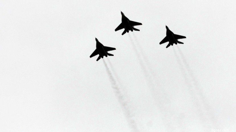 Правительство предлагает разрешить иностранным ВВС охранять воздушное пространство Болгарии