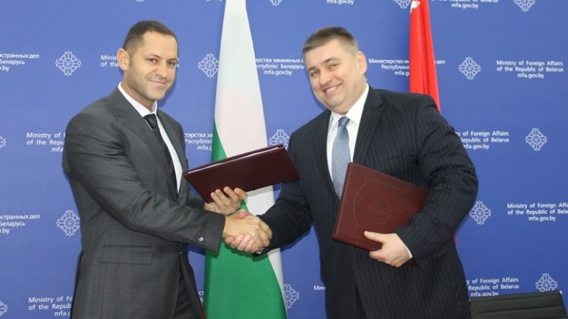 Болгария и Беларусь подписали протокол об углублении экономического сотрудничества