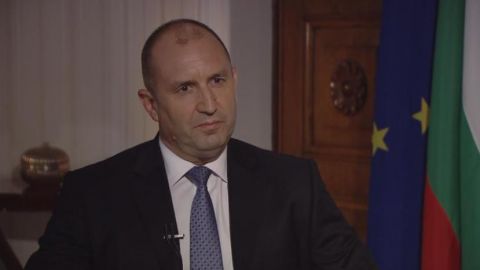 РГ: Президент Болгарии раскритиковал решение о закупке американских самолетов