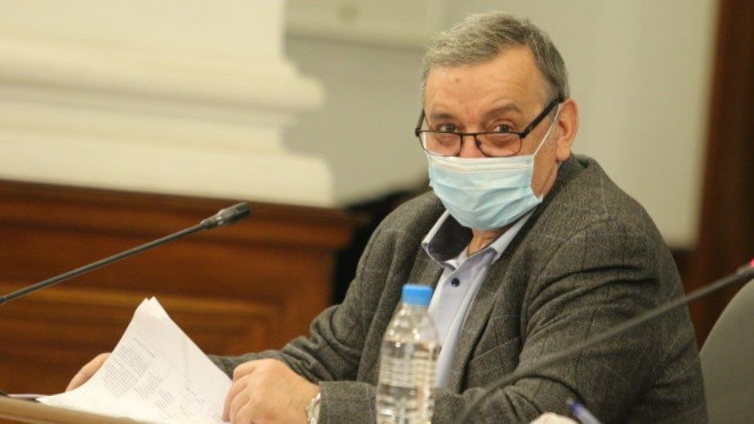 Проф. Тодор Кантарджиев: В Болгарии идет последняя неделя с низкой заболеваемостью коронавирусом
