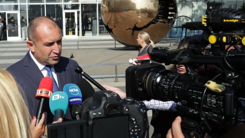 Президент: Автоцензура журналистов всех больше угрожает Болгарии