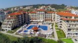 Министър Ангелкова: Сезираме КЗП за апартаментен хотел в Бяла, който работи без категоризация
