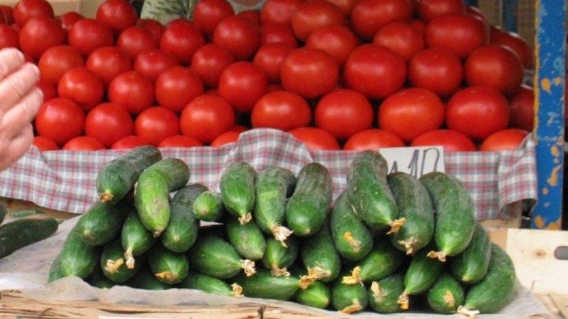 В Болгарии началось сезонное снижение цен на овощи