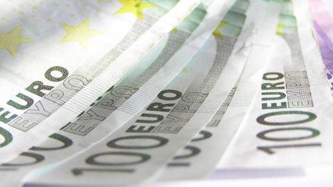 ЕК: България получава близо 160 млн. евро за два енергийни проекта