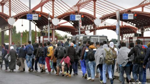 Соцопрос: 63% болгар считает беженский поток опасностью