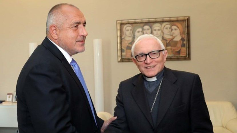 Премьер Борисов обсудил с апостолическим нунцием посещение папой Франциском Болгарии