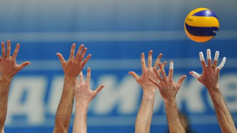 Дневник (Болгария): Болгария одолела Россию и вышла в финал юношеского чемпионата мира по волейболу